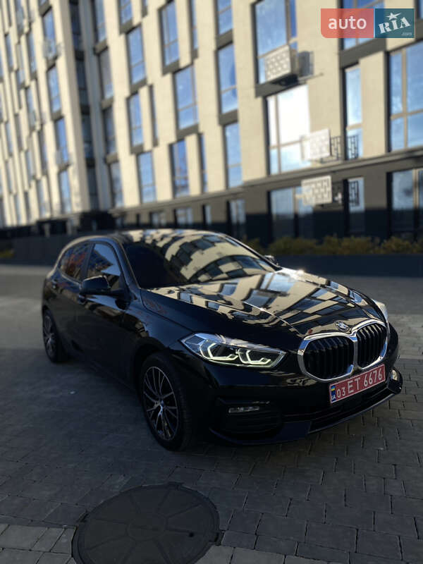 Хетчбек BMW 1 Series 2020 в Івано-Франківську