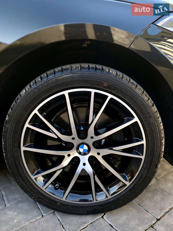Хетчбек BMW 1 Series 2020 в Івано-Франківську