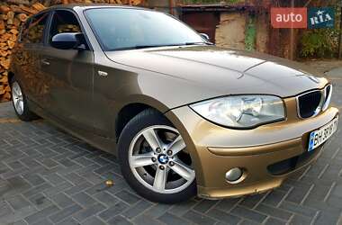 Хэтчбек BMW 1 Series 2005 в Николаеве