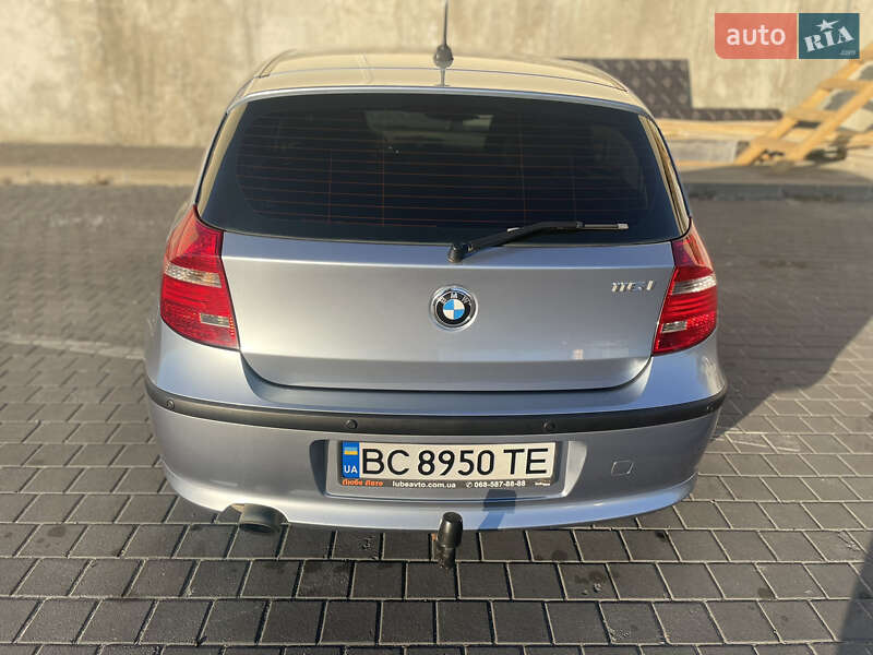 Хэтчбек BMW 1 Series 2009 в Львове