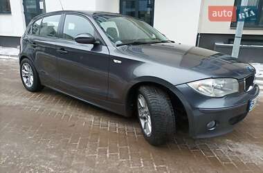 Хэтчбек BMW 1 Series 2005 в Львове