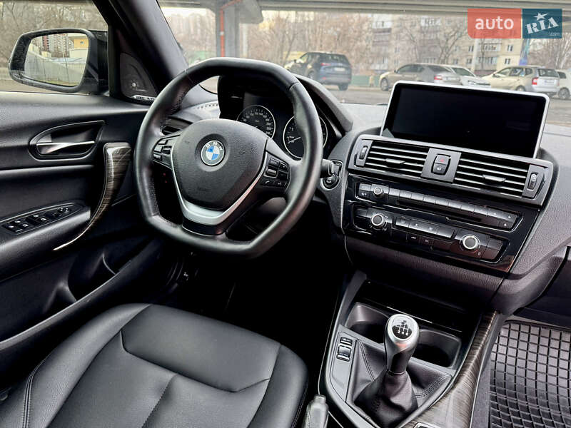Хэтчбек BMW 1 Series 2012 в Киеве
