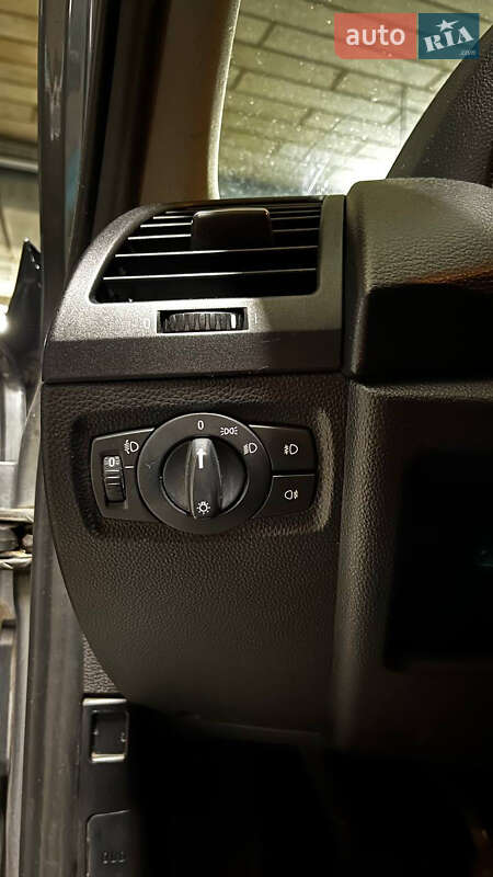 Хэтчбек BMW 1 Series 2011 в Львове
