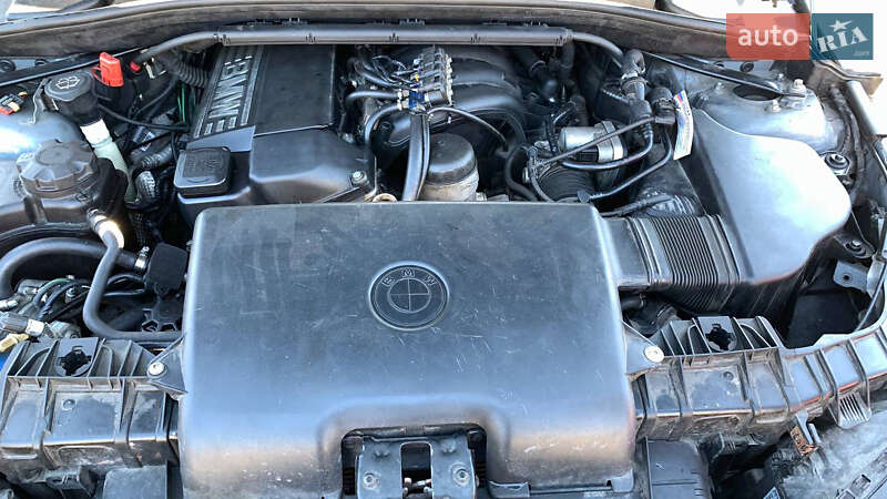Хэтчбек BMW 1 Series 2006 в Одессе