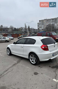 Купе BMW 1 Series 2009 в Житомире