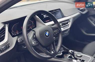 Хэтчбек BMW 1 Series 2021 в 