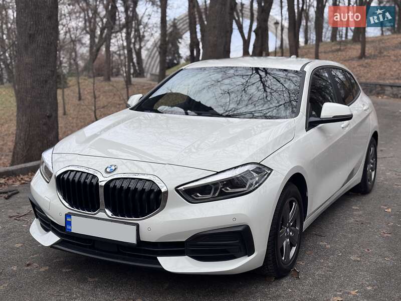 Хетчбек BMW 1 Series 2021 в Києві фото 2 Хетчбек BMW 1 Series 2021 в Києві