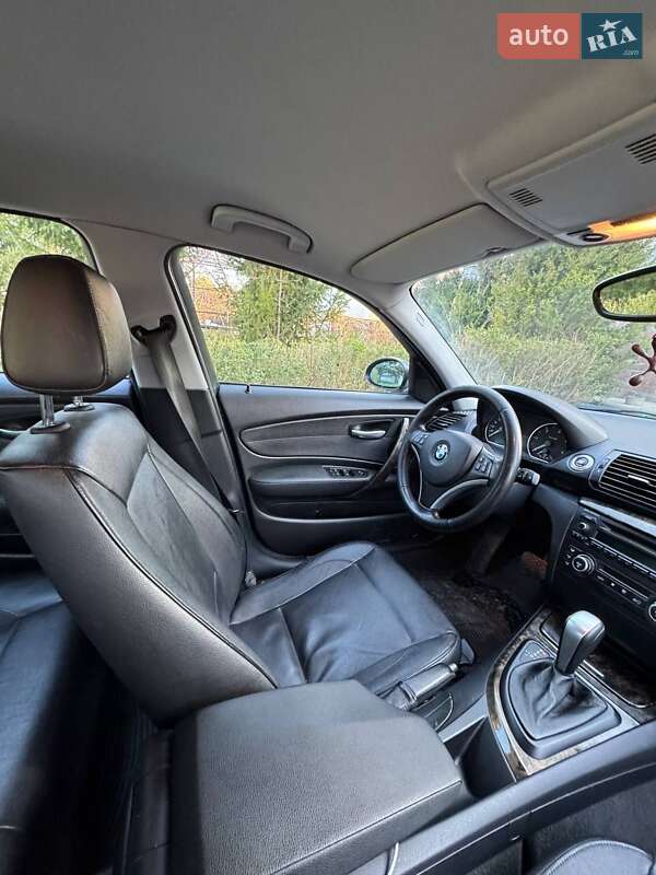 Хетчбек BMW 1 Series 2007 в Житомирі