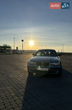 Хэтчбек BMW 1 Series 2009 в Радивилове