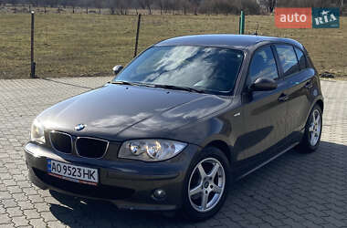 Хэтчбек BMW 1 Series 2007 в Сваляве