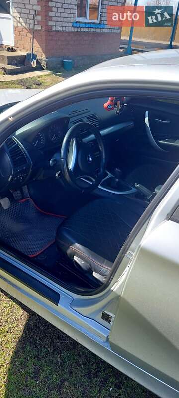 Хэтчбек BMW 1 Series 2007 в Николаеве