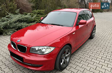 Хетчбек BMW 1 Series 2011 в Запоріжжі