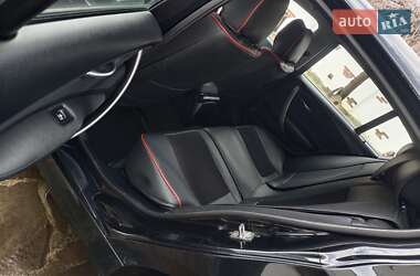 Хэтчбек BMW 1 Series 2011 в 