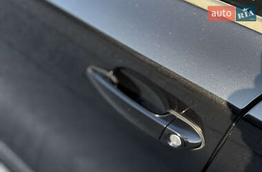 Хэтчбек BMW 1 Series 2011 в 