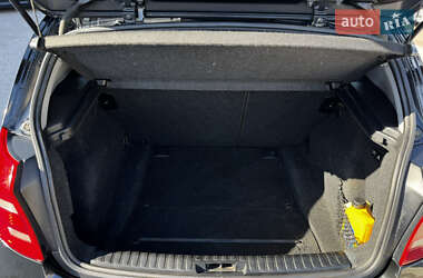 Хэтчбек BMW 1 Series 2011 в 