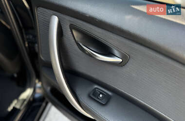 Хэтчбек BMW 1 Series 2011 в 