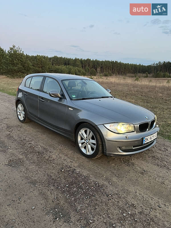BMW 1 Series 2011
