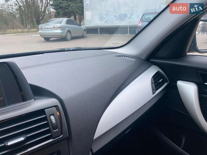 Хэтчбек BMW 1 Series 2013 в Ровно фото 55 Хэтчбек BMW 1 Series 2013 в Ровно