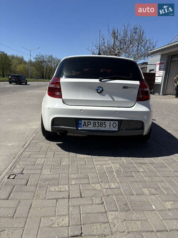 Хетчбек BMW 1 Series 2010 в Запоріжжі