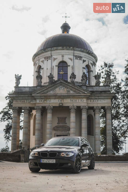 Хэтчбек BMW 1 Series 2008 в Ровно