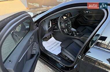 Хетчбек BMW 1 Series 2023 в 