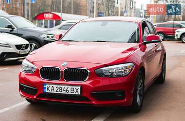 Хетчбек BMW 1 Series 2019 в 