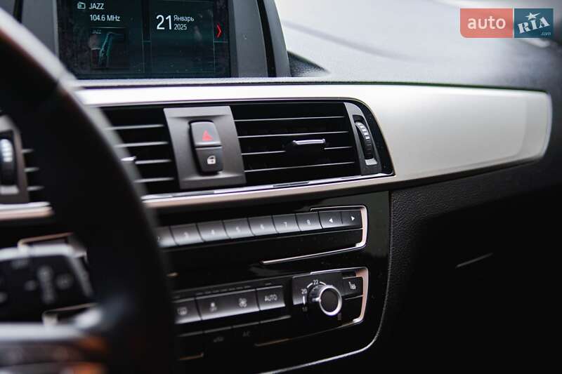 Хэтчбек BMW 1 Series 2019 в Киеве