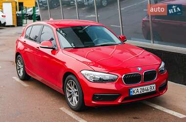 Хетчбек BMW 1 Series 2019 в 