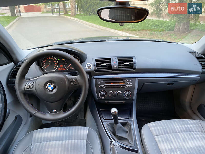 Хетчбек BMW 1 Series 2006 в Зміїві
