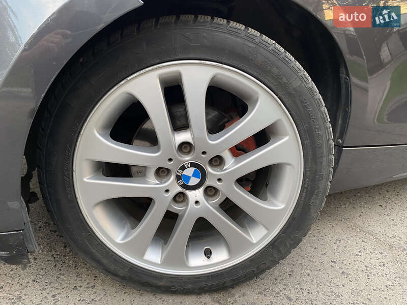 Хетчбек BMW 1 Series 2006 в Зміїві