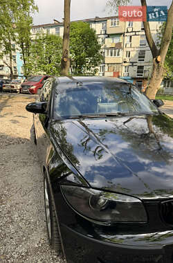 Купе BMW 1 Series 2007 в 