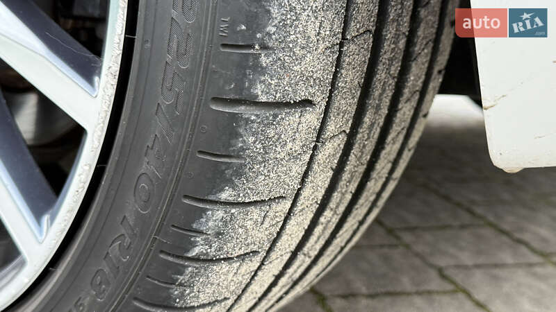 Хетчбек BMW 1 Series 2020 в Львові