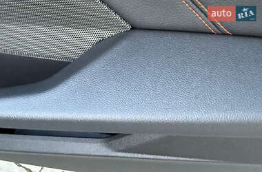 Хэтчбек BMW 1 Series 2020 в Львове