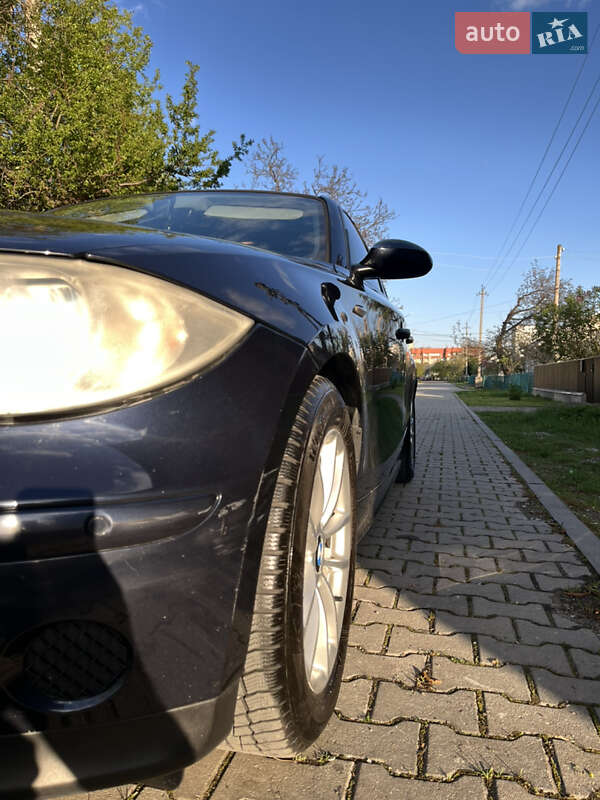 Хэтчбек BMW 1 Series 2005 в Ивано-Франковске