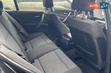 Хэтчбек BMW 1 Series 2006 в 