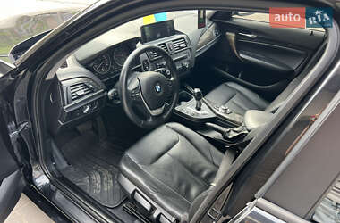Хэтчбек BMW 1 Series 2012 в 