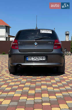 Хетчбек BMW 1 Series 2005 в 