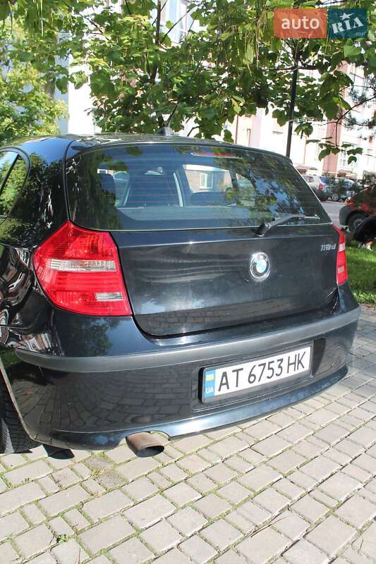 Хетчбек BMW 1 Series 2007 в Івано-Франківську фото 5 Хетчбек BMW 1 Series 2007 в Івано-Франківську