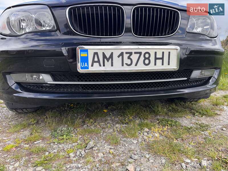 Хетчбек BMW 1 Series 2009 в Радомишлі