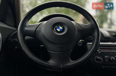 Хэтчбек BMW 1 Series 2005 в 