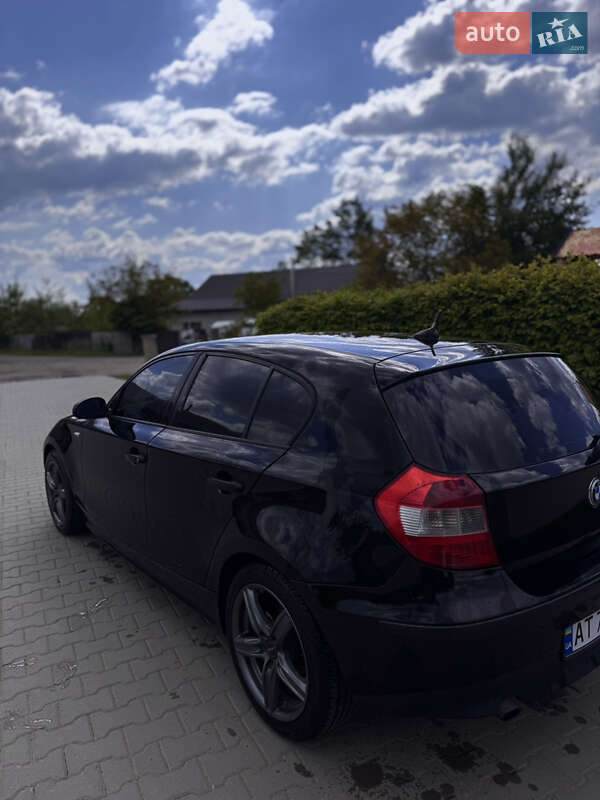 Хетчбек BMW 1 Series 2006 в Косові