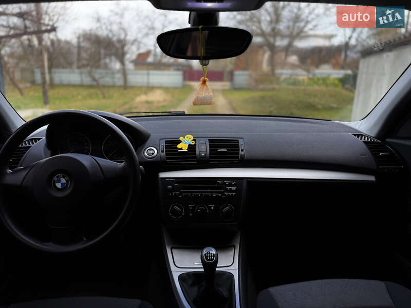 Хетчбек BMW 1 Series 2006 в Косові