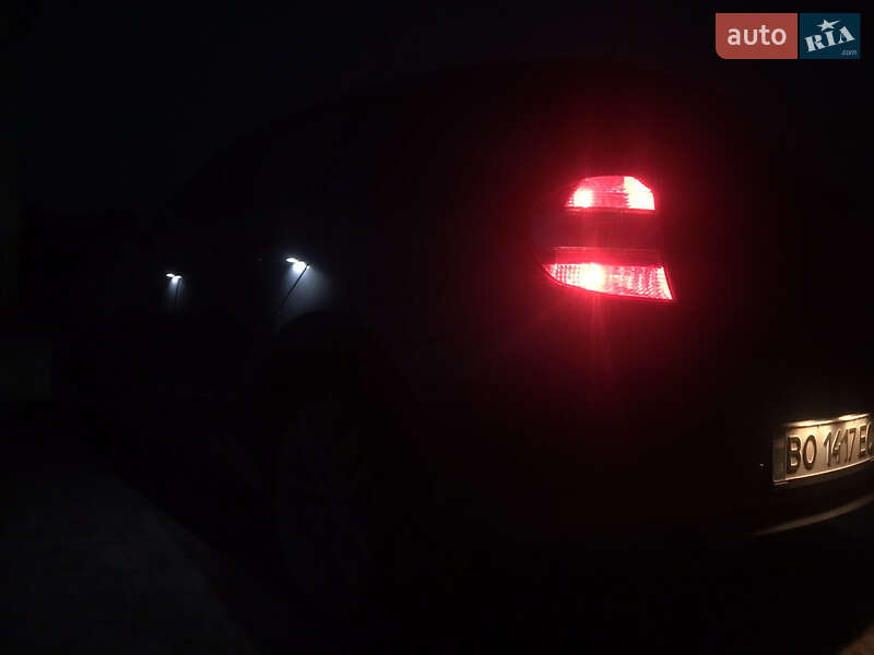Хэтчбек BMW 1 Series 2005 в Ивано-Франковске