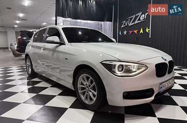 Хэтчбек BMW 1 Series 2012 в 
