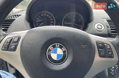 Хетчбек BMW 1 Series 2005 в 