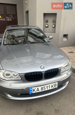 Хэтчбек BMW 1 Series 2005 в 