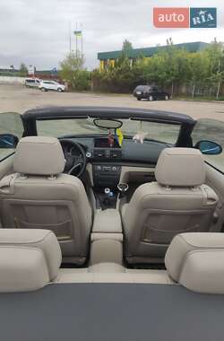 Кабриолет BMW 1 Series 2008 в 