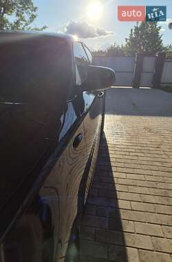 Хэтчбек BMW 1 Series 2011 в 