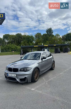 Хэтчбек BMW 1 Series 2009 в 