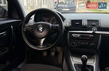 Хэтчбек BMW 1 Series 2005 в 